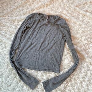 SKIMS Ribbed Basic Long Sleeve Tee Shirt Size Small Casual Relaxed Fit Gray
